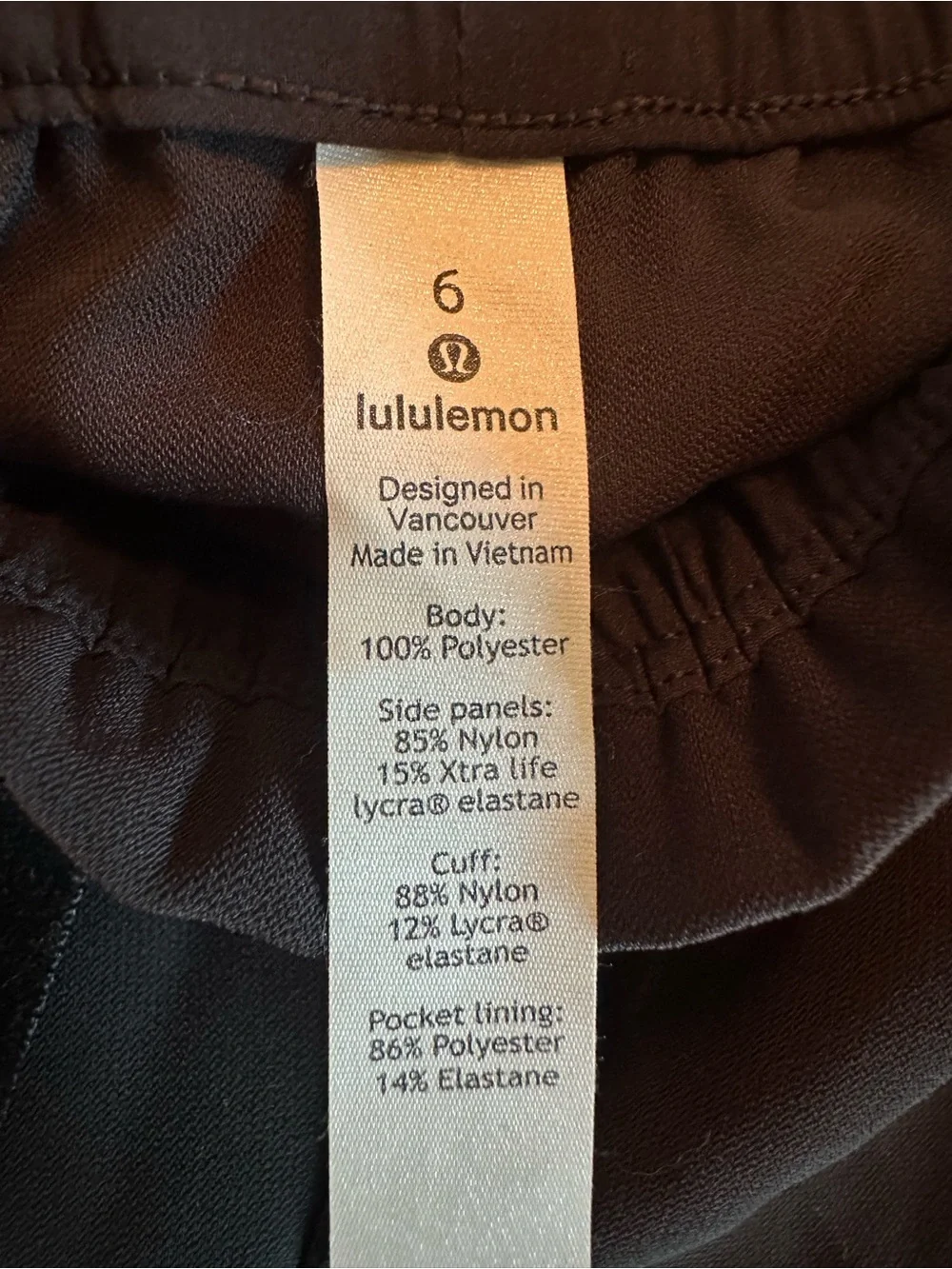 Lululemon On The Fly Jogger Women’s Black Velvet Velour Side Stripe Pants size 6